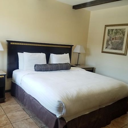 Tuscan Garden Inn Los Angeles Exterior foto