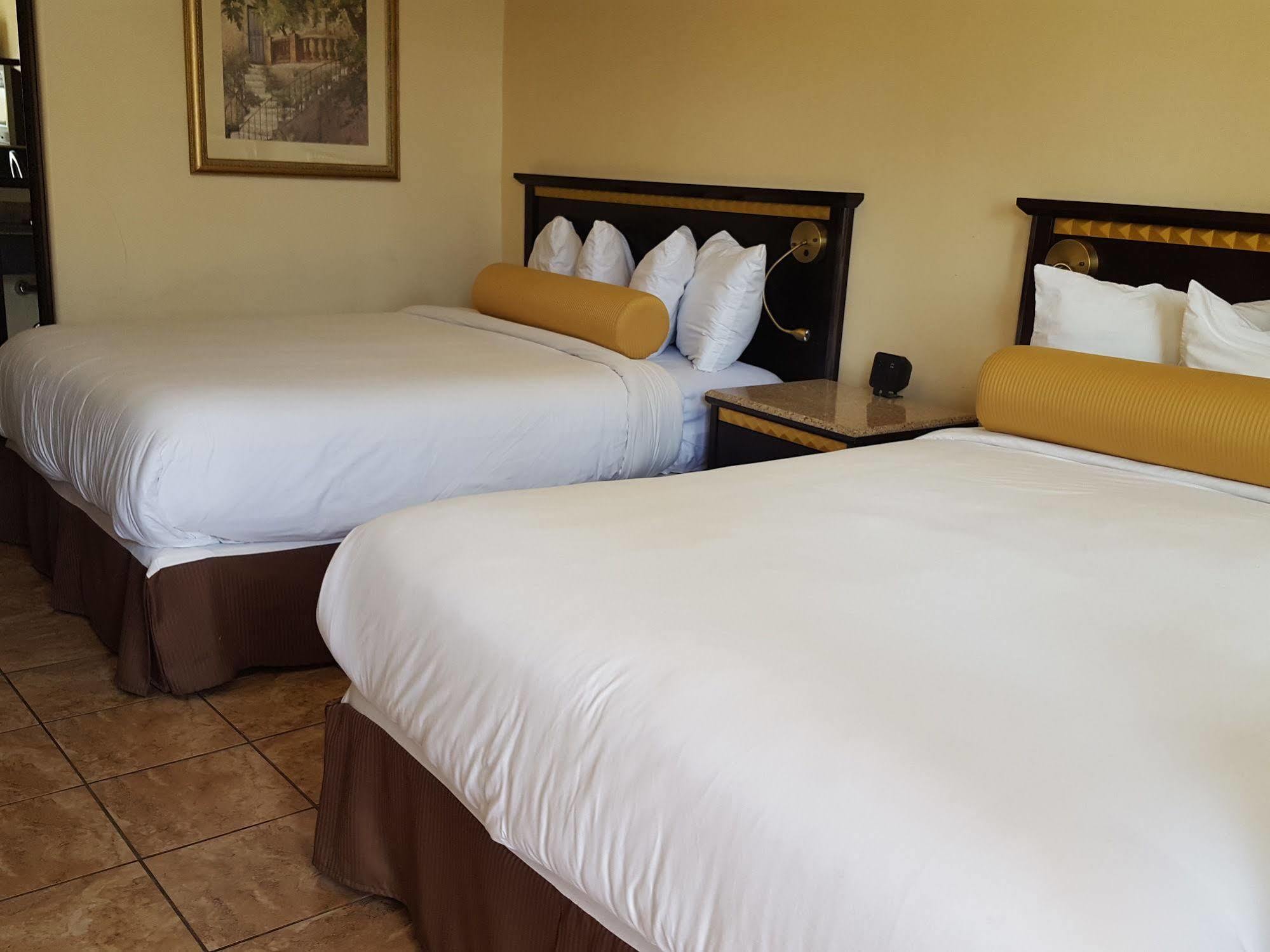 Tuscan Garden Inn Los Angeles Exterior foto