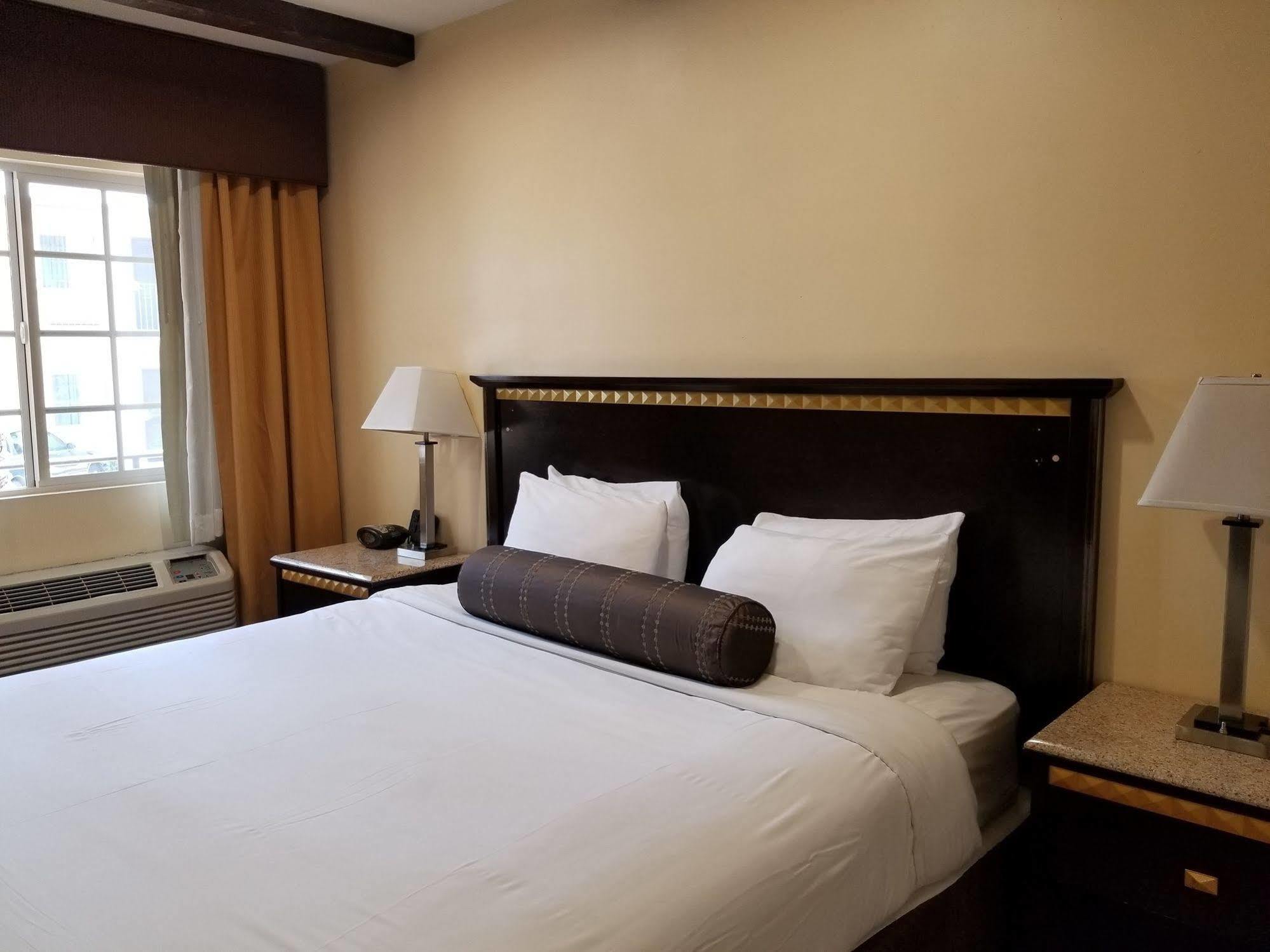 Tuscan Garden Inn Los Angeles Exterior foto
